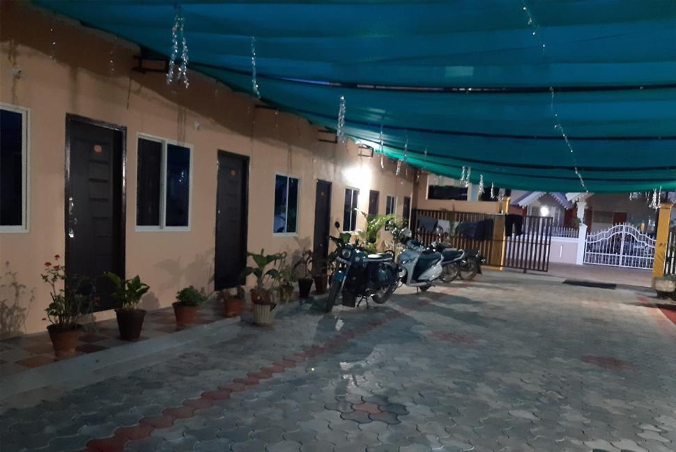 Sri Nandini Guest House Chikmagalūr エクステリア 写真